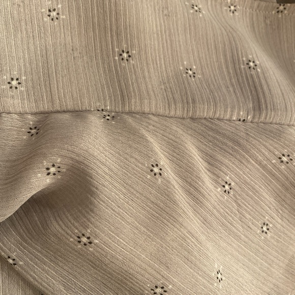 LOFT Light Gray Ruffled Blouse - Picture 6 of 8